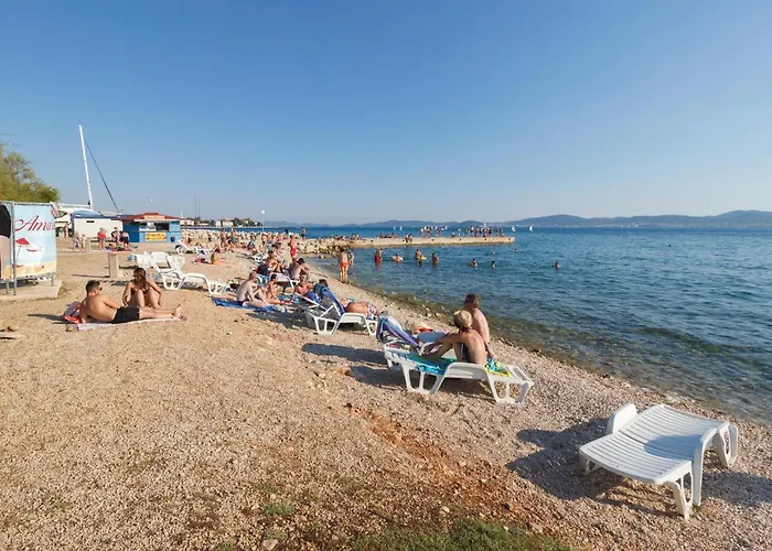 2 Bedroom Stunning In Appartement Zadar