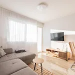 2 Bedroom Stunning In شقة