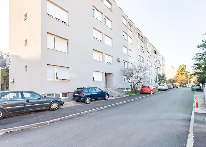 2 Bedroom Stunning In